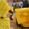 Sáp ong tự nhiên hình mật tổ, phù hợp làm nến thơm và sản phẩm thủ công